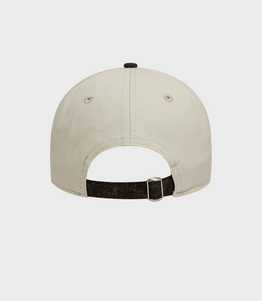 Gorra New Era Alpine Acid Wash 9Twenty® - Blanca