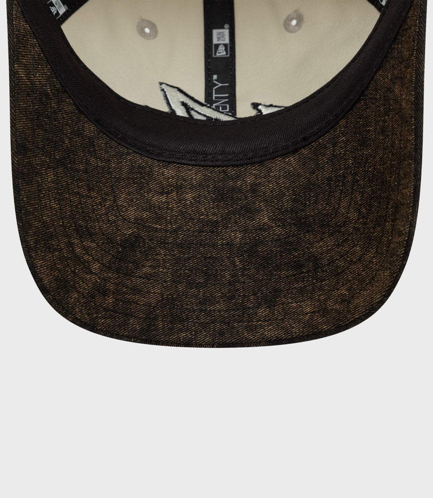 Gorra New Era Alpine Acid Wash 9Twenty® - Blanca