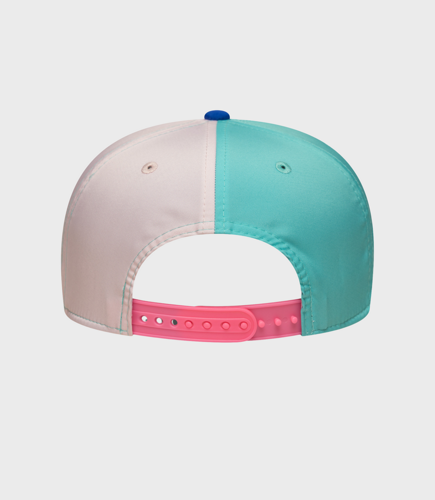 New Era Miami 9Seventy Gorra elástica con cierre a presión  - Blanca