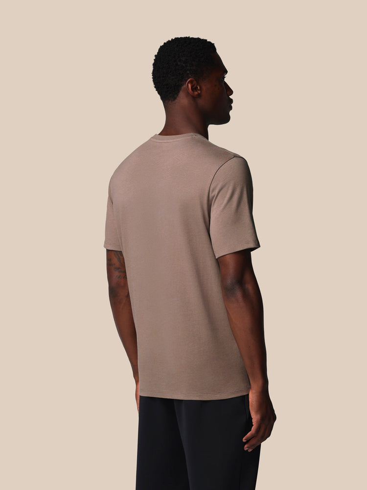 Hombre Adapt Camiseta Gráfica de Manga Corta - Deep Taupe