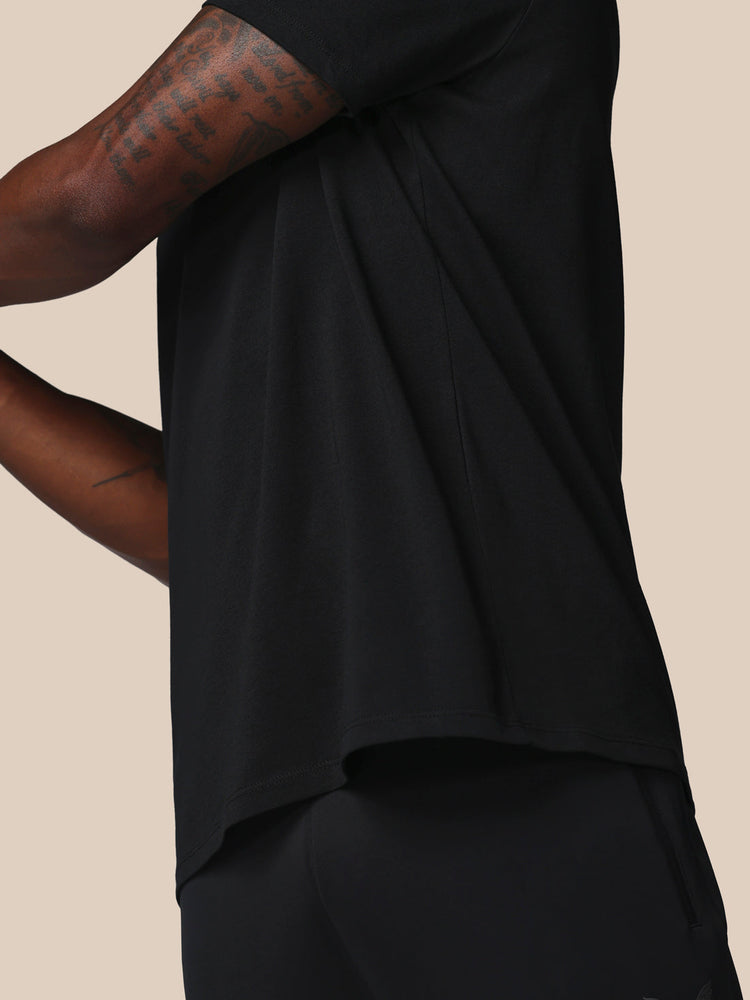 Hombre Adapt Camiseta Gráfica de Manga Corta - Castore Negro